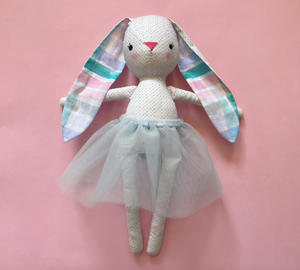 Free Tulle Skirt Tutorial for Cottontail Bunny
